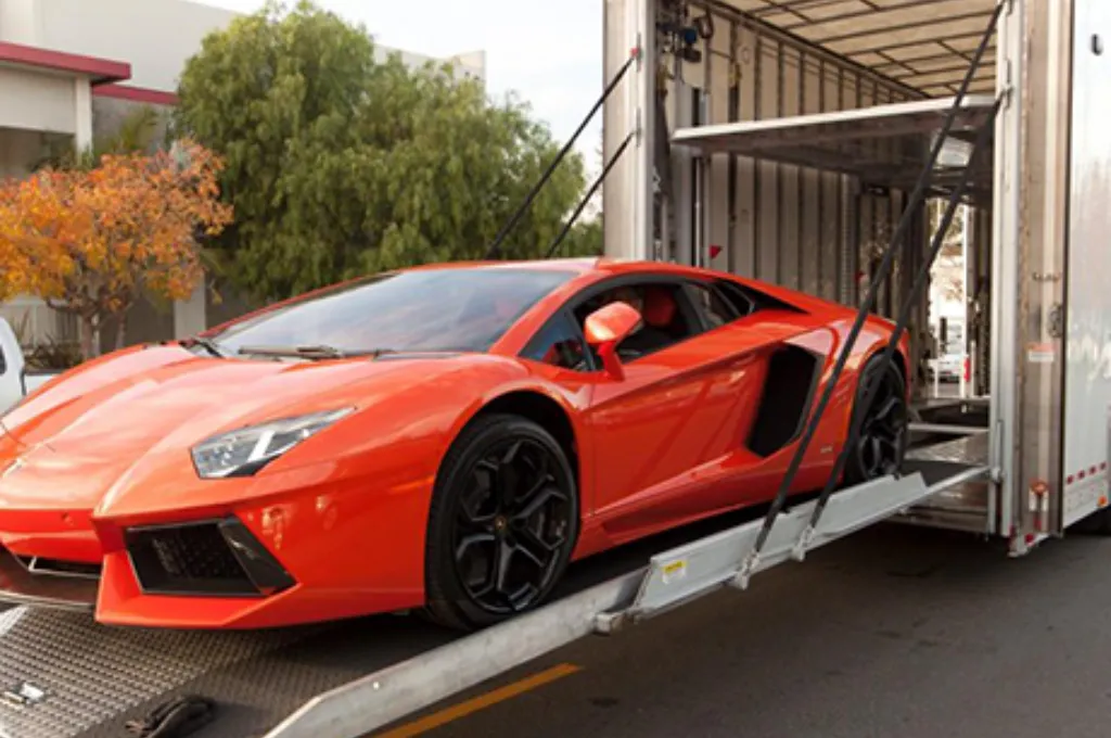 Get Luxury Vehicle Shipping services USA